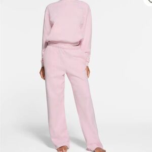 SOLD OUT ONLINE pink skims straight leg sweatpants